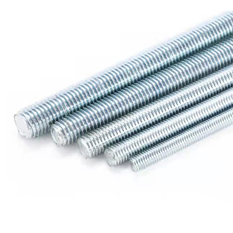 Bezproblémovo integrujúce skrutky Stud