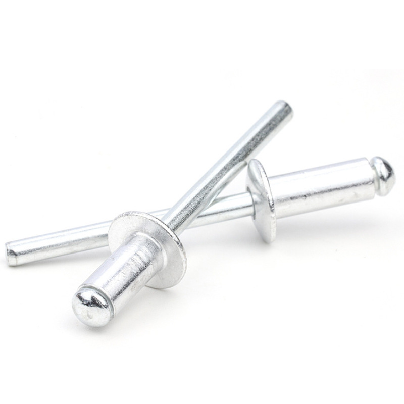 Jednostranný ťahací nit s jadrom